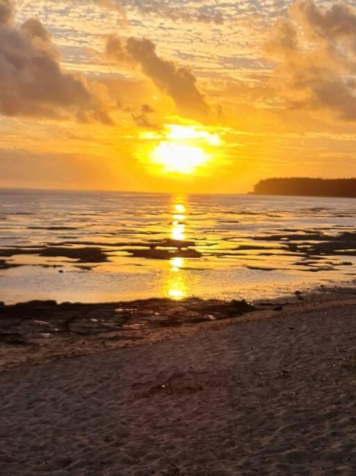 Vacation Beach House South Of Mauritius - Riambel Екстериор снимка
