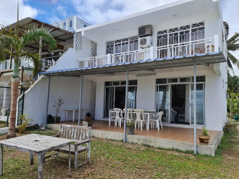 Vacation Beach House South Of Mauritius - Riambel Екстериор снимка