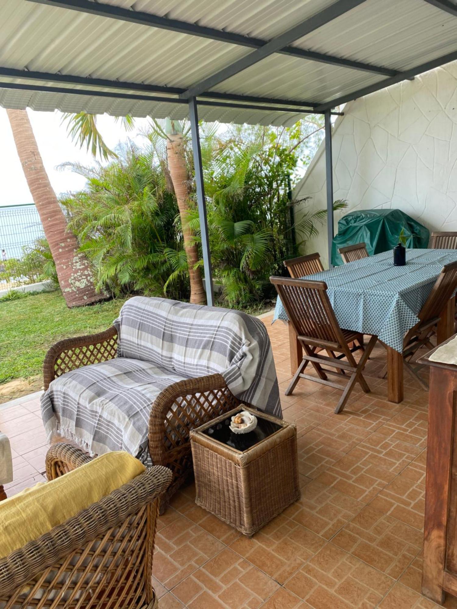 Vacation Beach House South Of Mauritius - Riambel Екстериор снимка